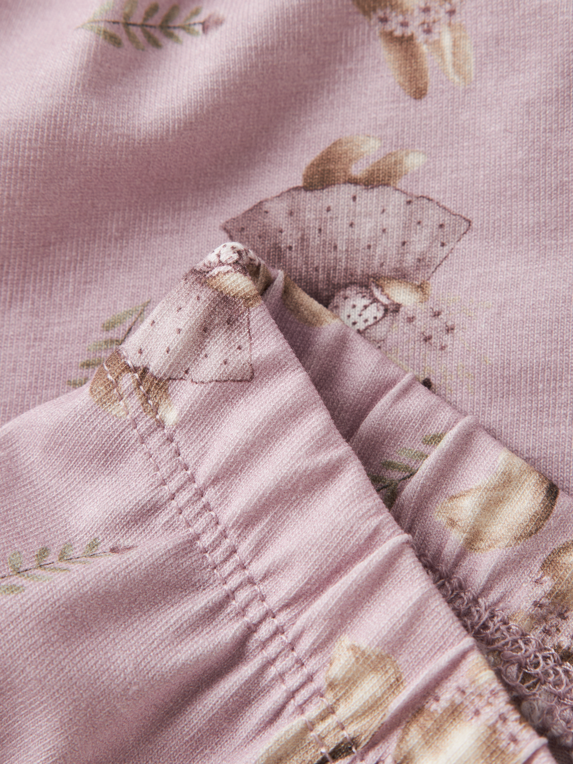 model_shot-front_full